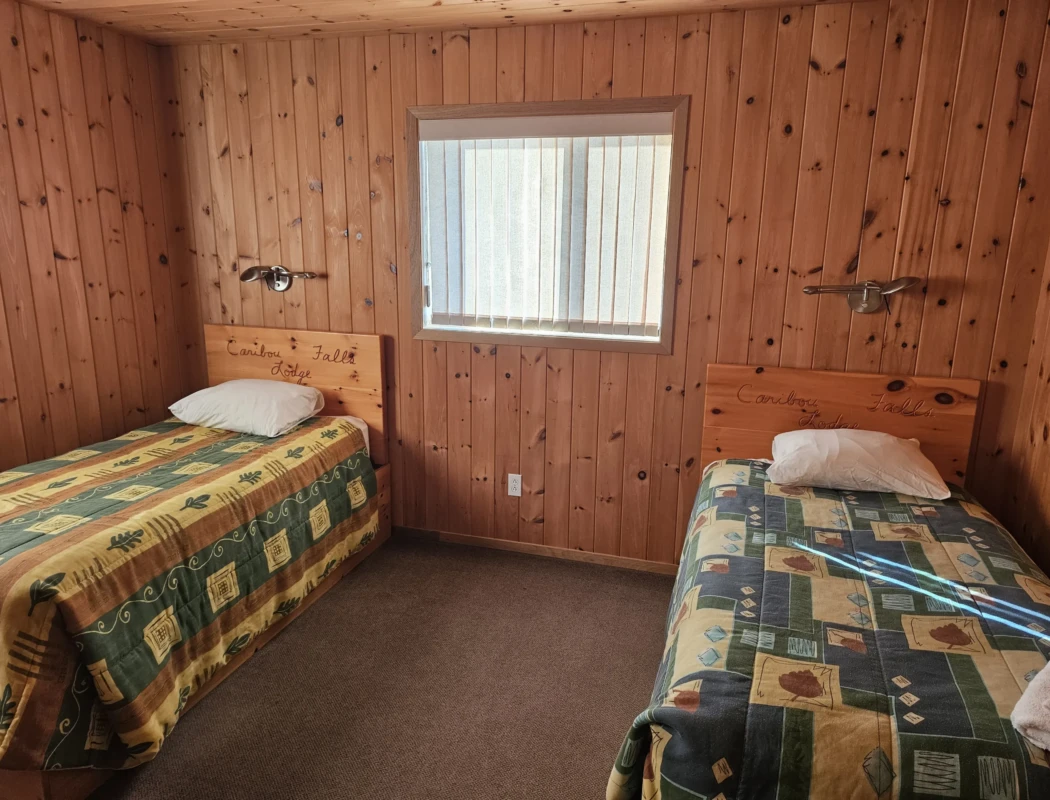 Caribou Falls Lodge